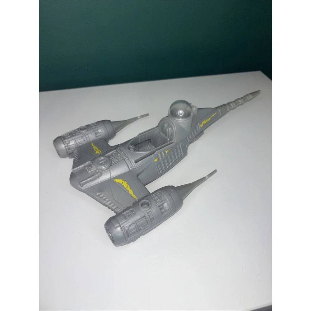 Hasbro Star Wars Mission Fleet: The Mandolorian's N-1 Starfighter Incomplete